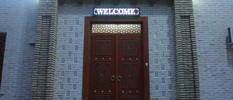 Entrée de l’hébergement