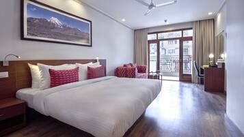 Superior Room ( City View ) | Premium bedding, in-room safe, desk, iron/ironing board