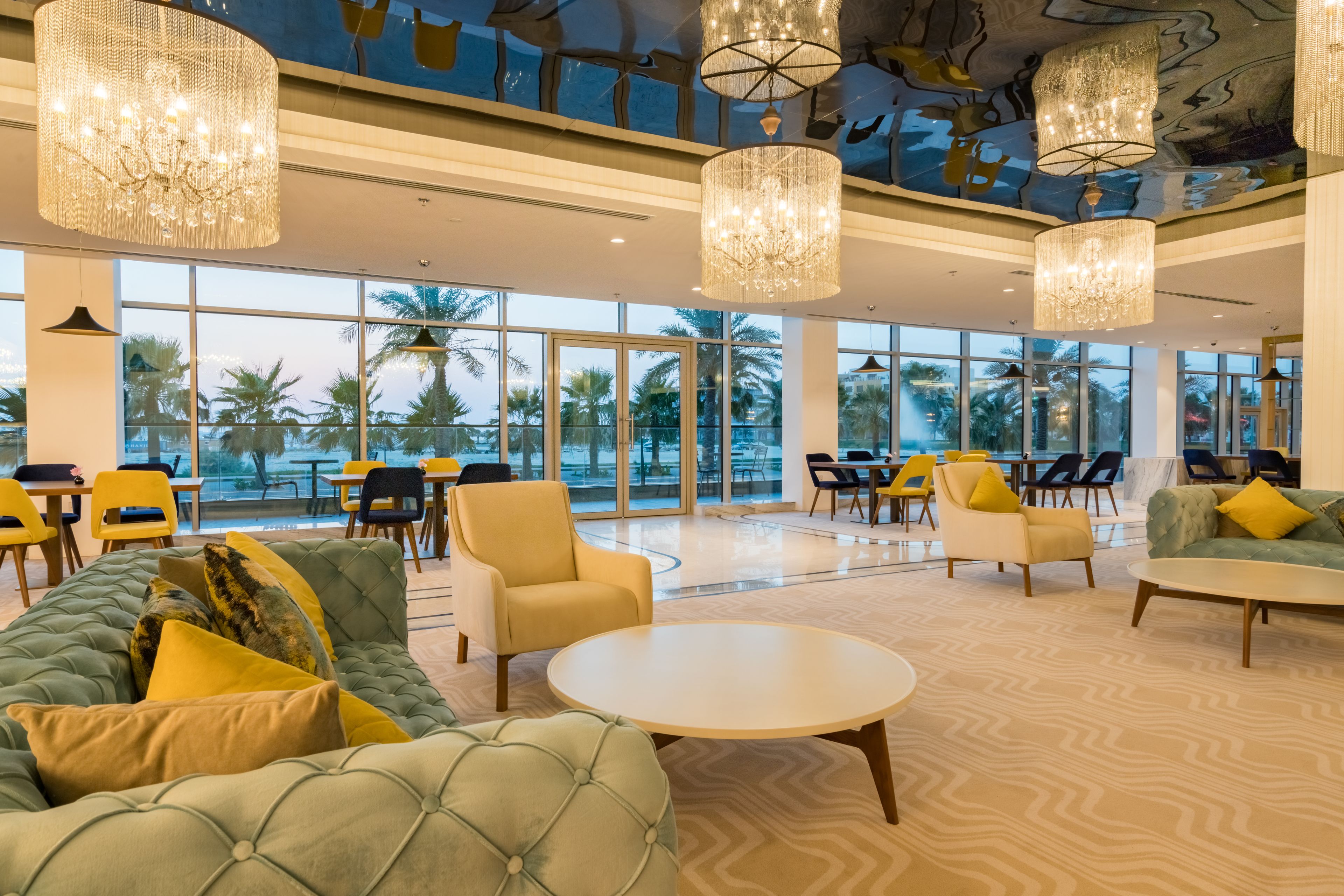 Breakfast, lunch, dinner served; international cuisine 