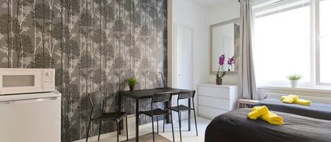 Egyptian cotton sheets, premium bedding, desk, iron/ironing board