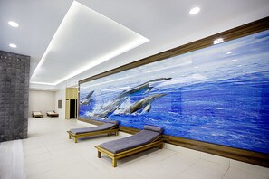 Indoor pool, pool loungers