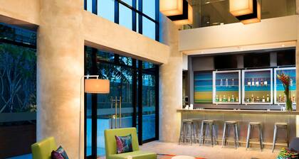 Aloft Jakarta Wahid Hasyim