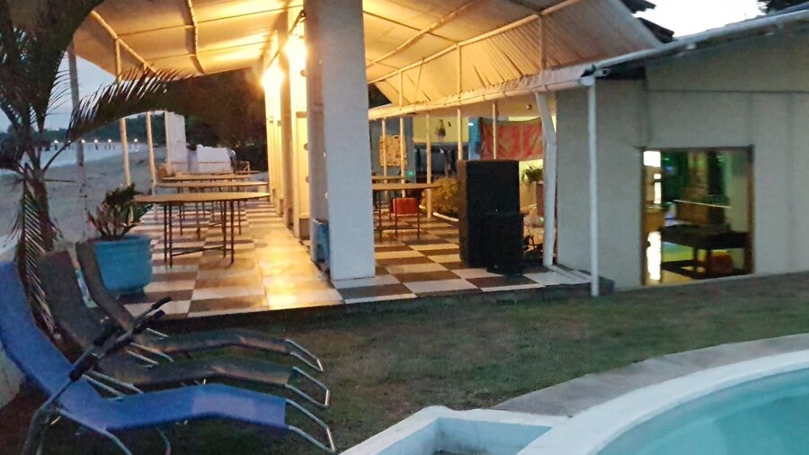 Catembe Beach Lodge
