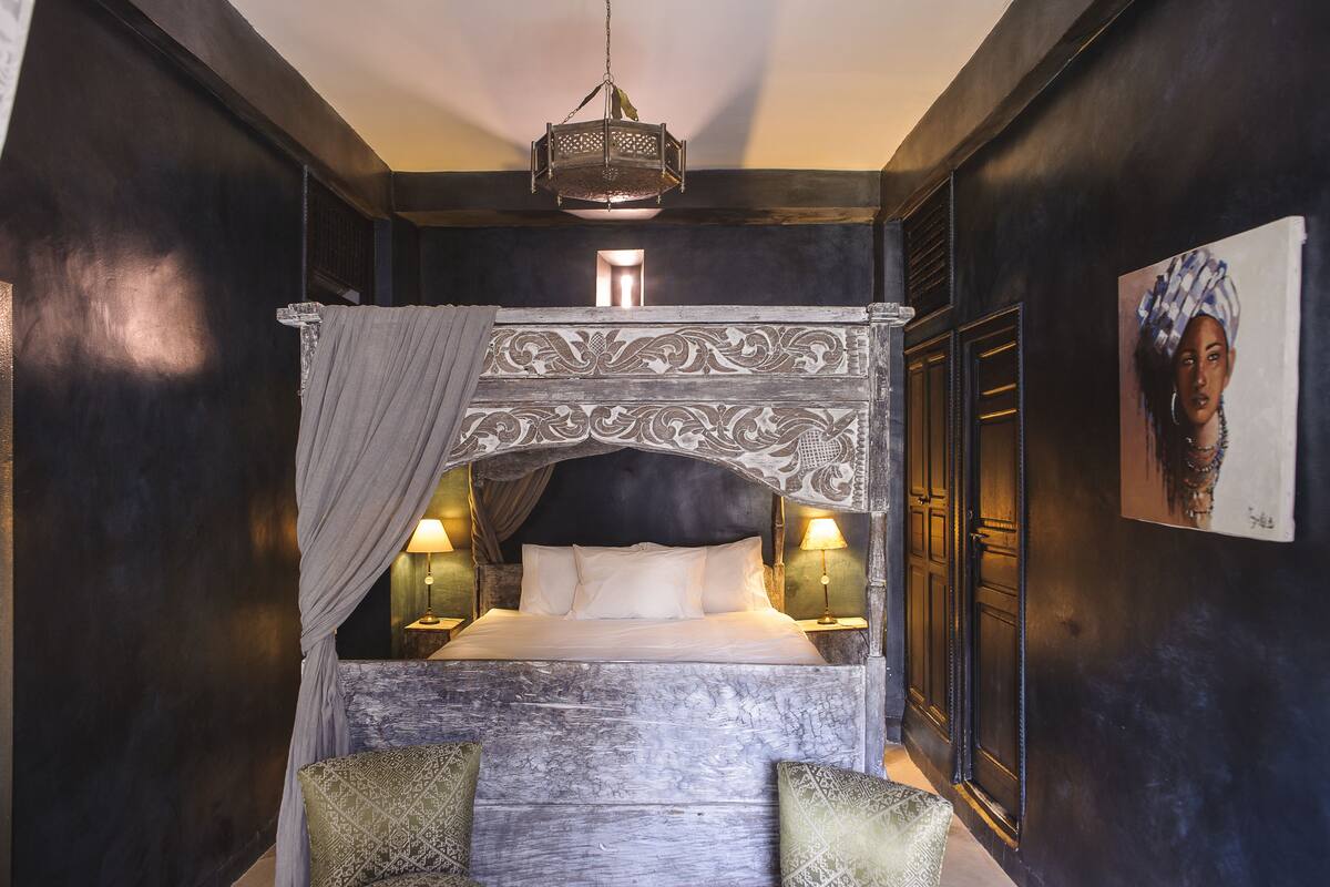 Superior Double Room | In-room safe, cribs (free), WiFi (free), individually decorated