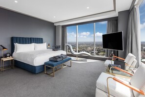 3 Bedroom Sydney Penthouse | View from room - Meriton Suites World Tower, Sydney (Sydney)