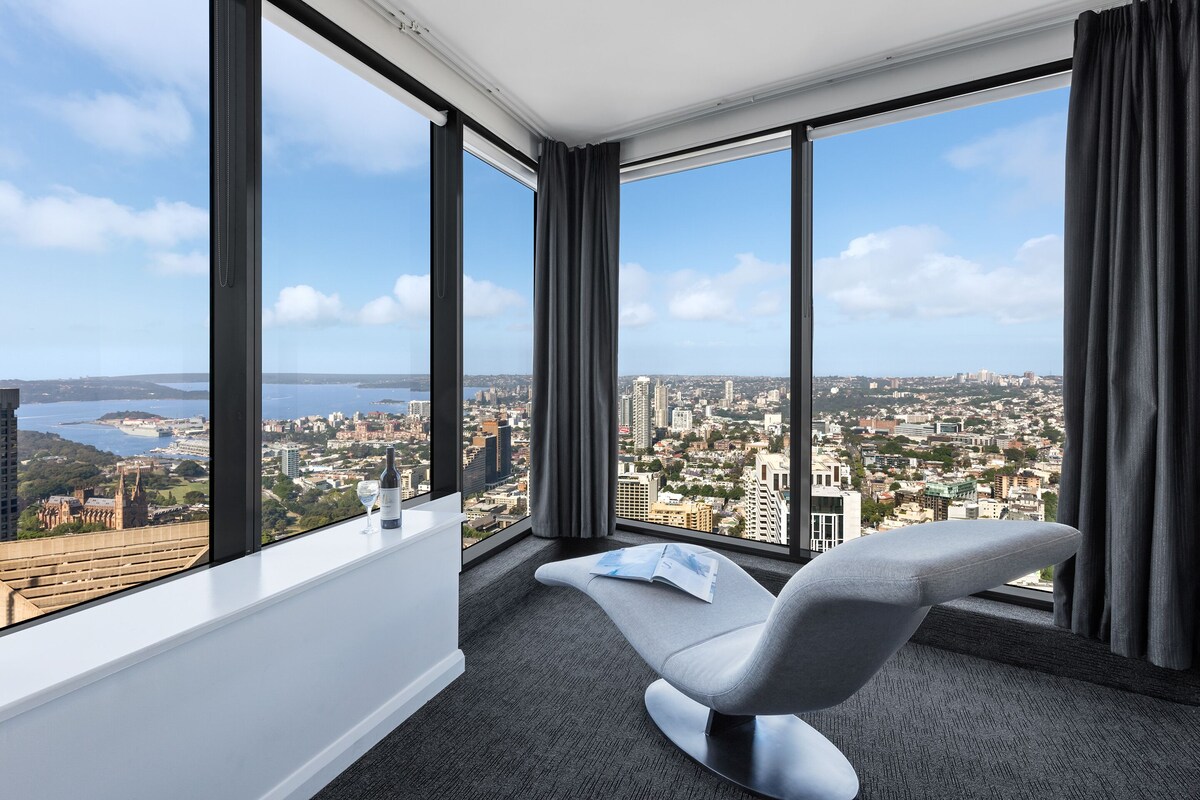 Meriton Suites World Tower, Sydney
