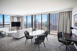 Living area - Meriton Suites Pitt Street, Sydney (Sydney)