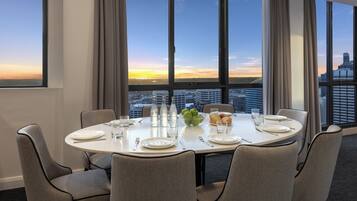 Televisión de pantalla plana