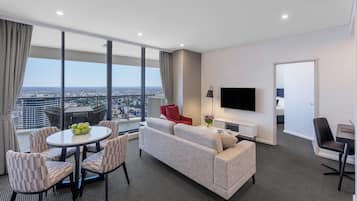 2 Bedroom Altitude Suite | Living area | 50-inch flat-screen TV with digital channels, TV, streaming services