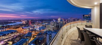 Meriton Suites Kent Street, Sydney