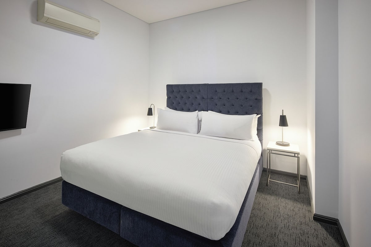 Suite estàndard, 1 dormitori | Roba de llit d'alta qualitat i caixa forta a l'habitació