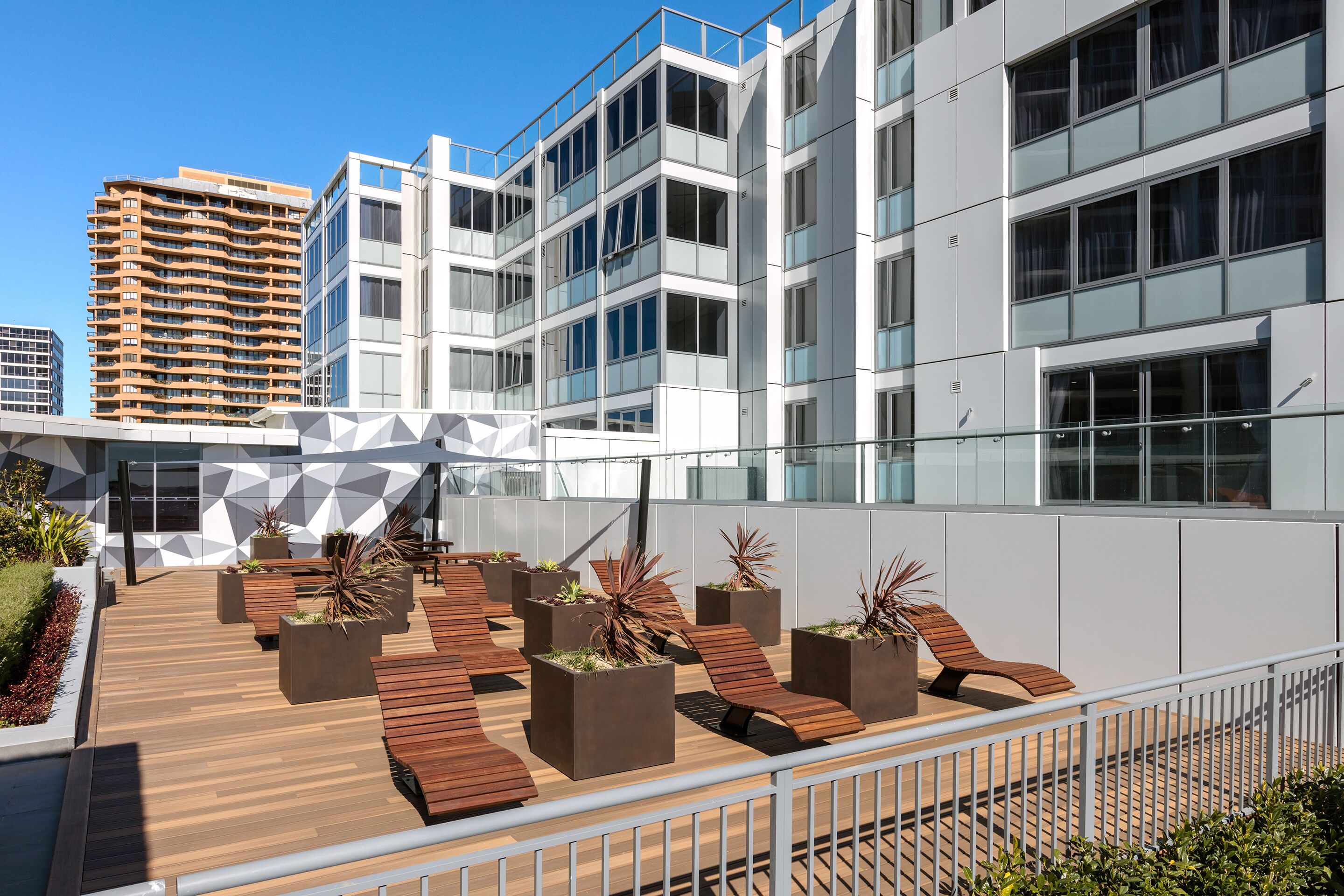 Meriton Suites Bondi Junction — image 25
