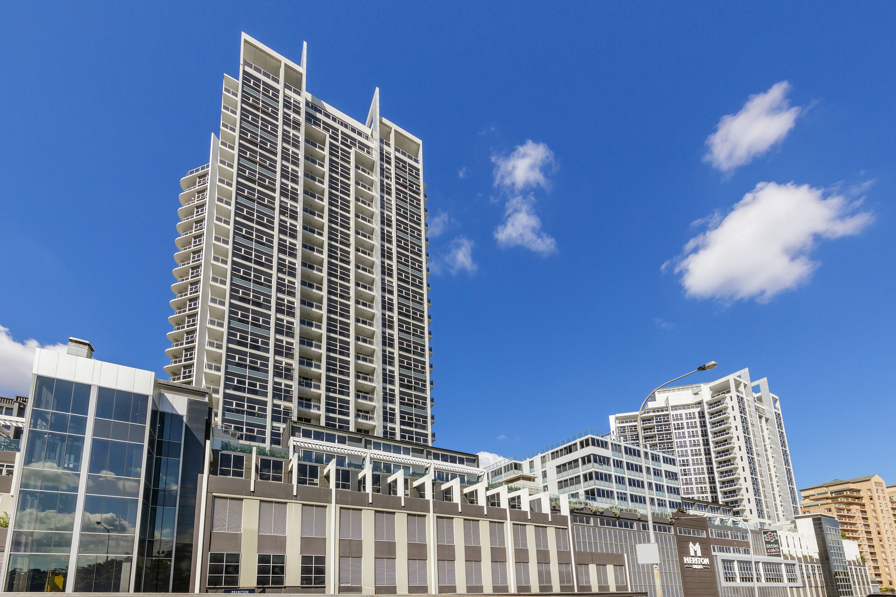 Meriton Suites Bondi Junction — image 26