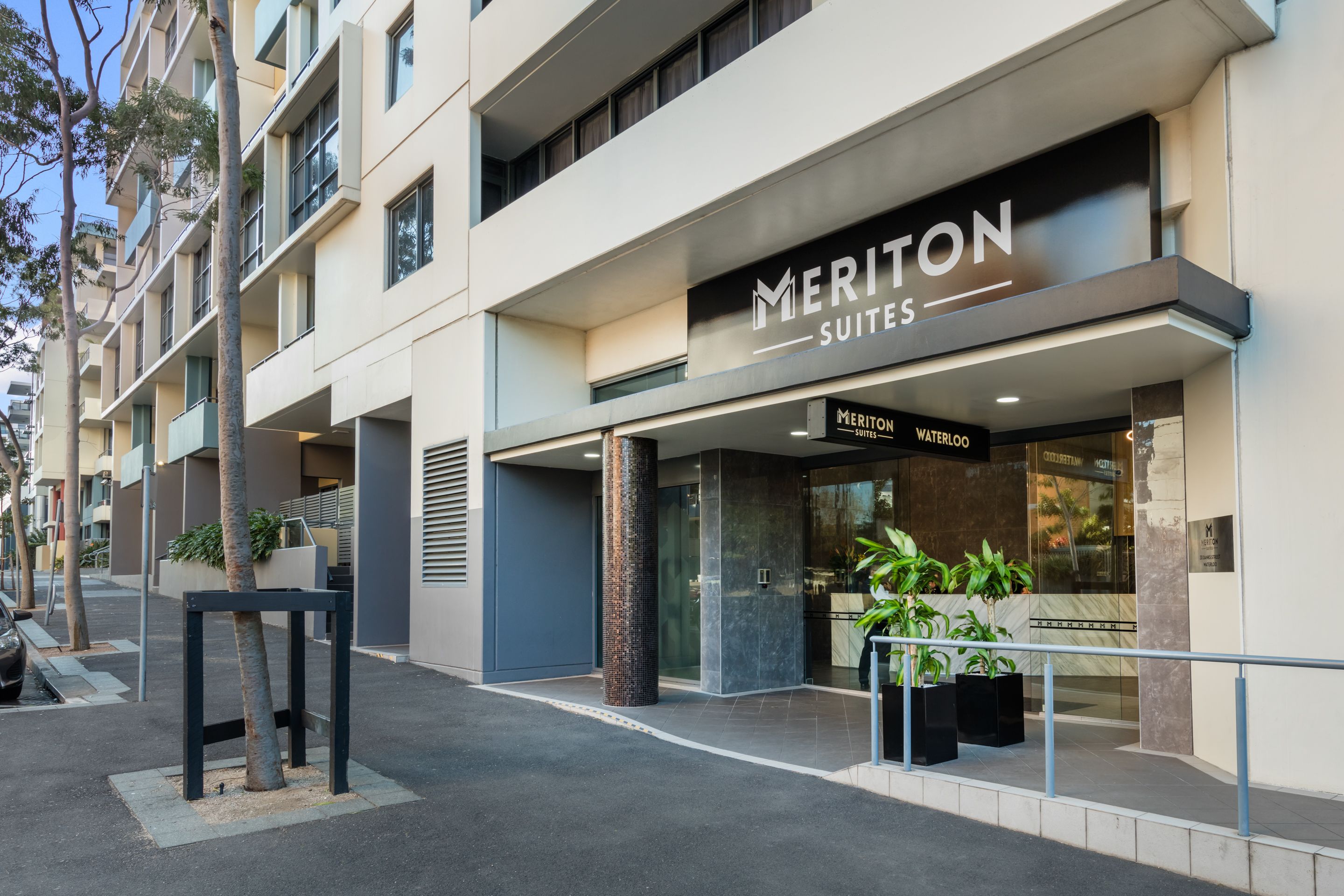 Meriton Suites Waterloo — image 23