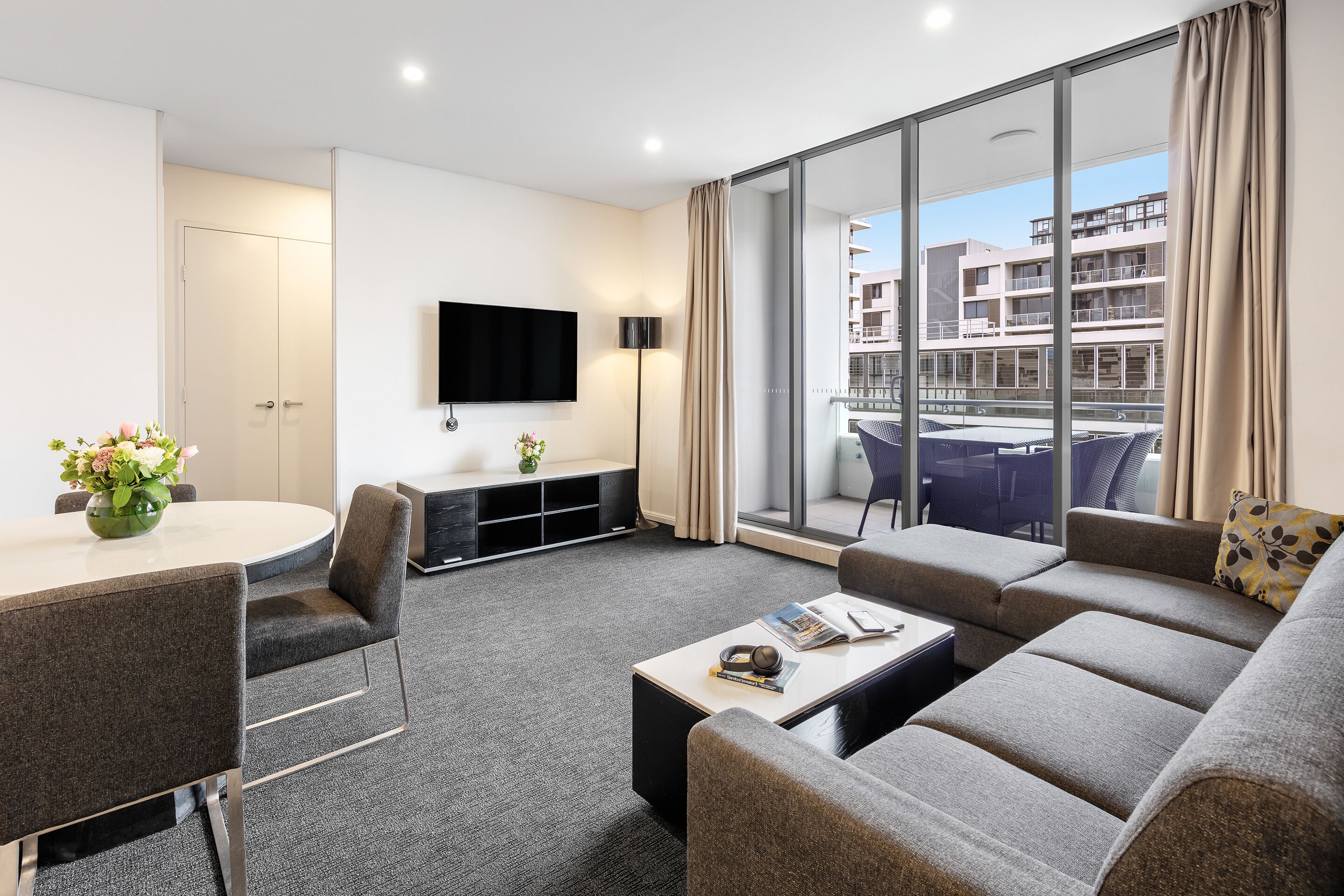 Meriton Suites Zetland — image 16