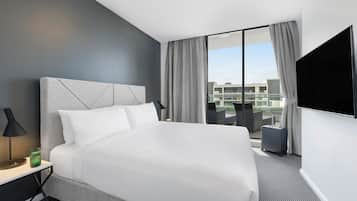 3 Bedroom Terrace Suit | Premium bedding, in-room safe, desk, laptop workspace