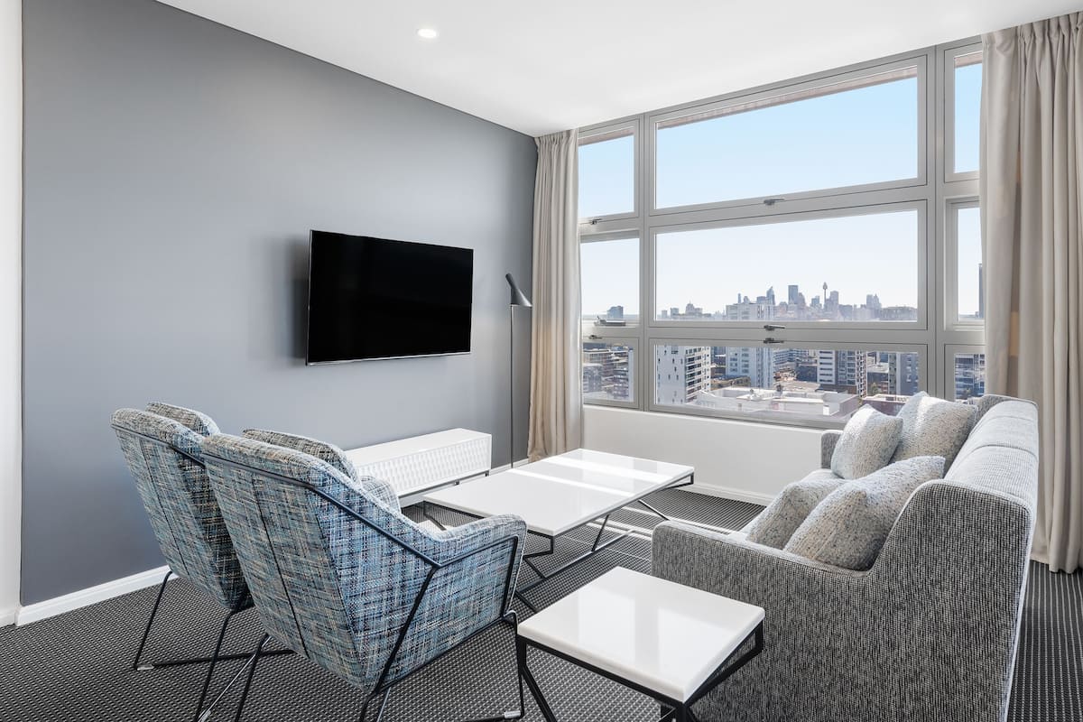 2 Bedroom Suite | Premium bedding, in-room safe, desk, laptop workspace