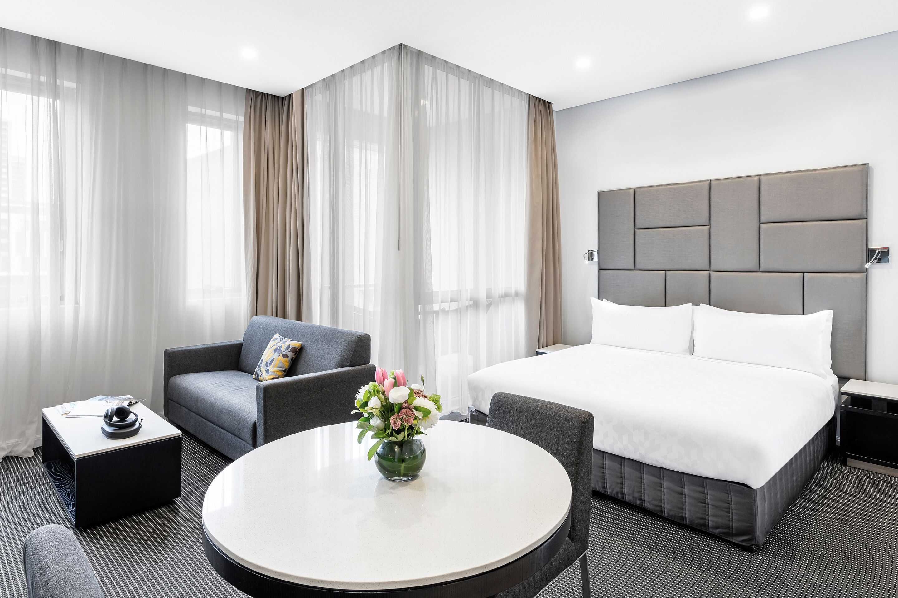 Meriton Suites Zetland — image 11