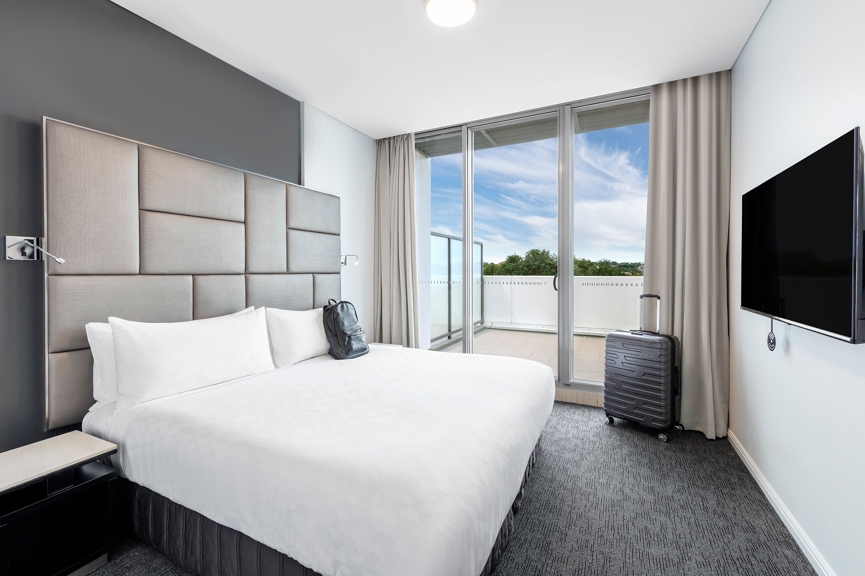 Meriton Suites Zetland — image 9
