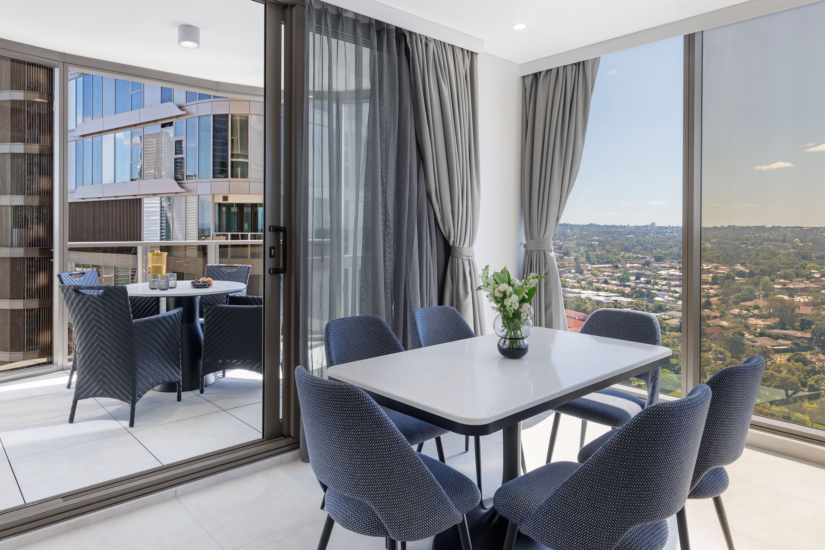 Foto - Meriton Suites George Street, Parramatta