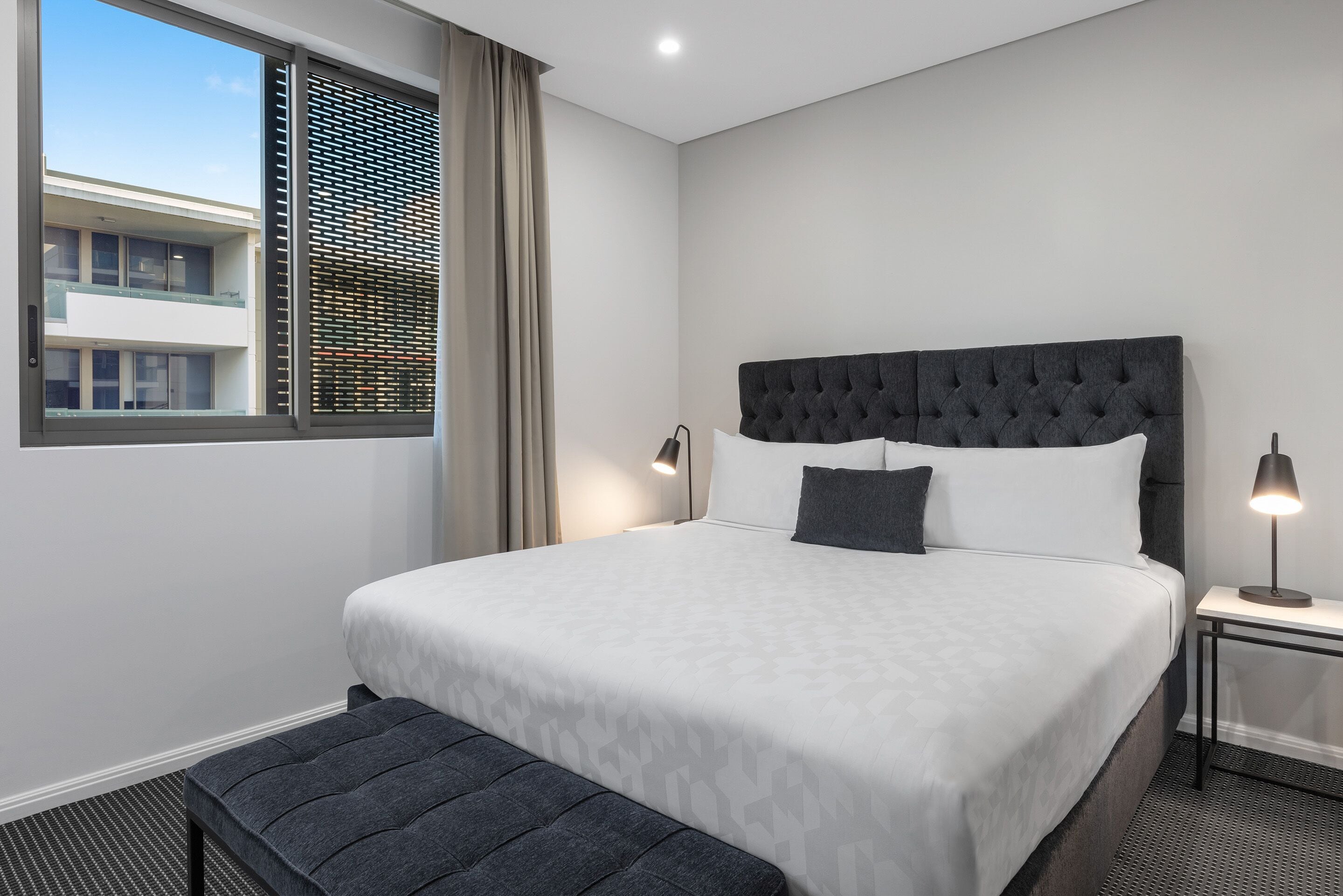Meriton Suites North Ryde — image 16