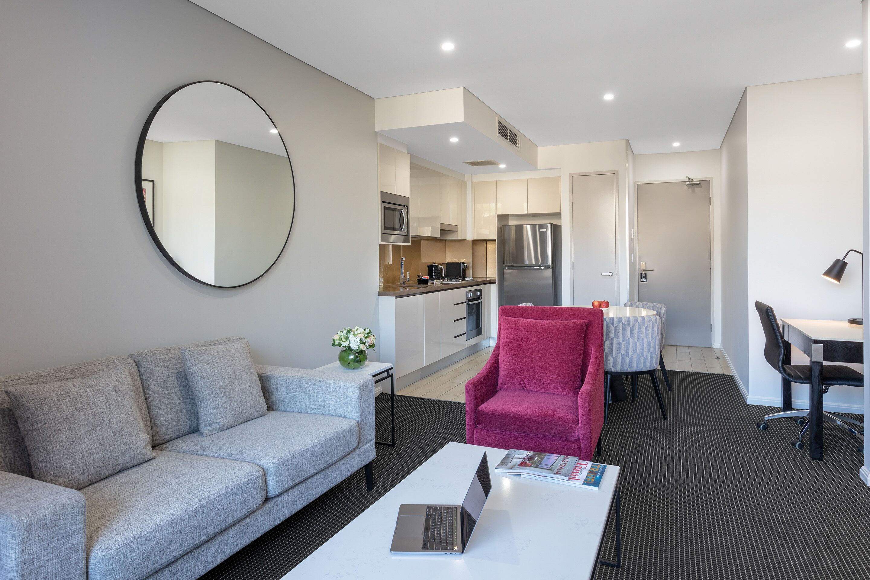 Meriton Suites North Ryde — image 13