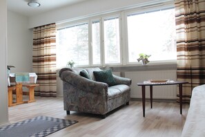 Studio, Accessible, Kitchen | Living area - Kajaani Central Studio (Kajaani)