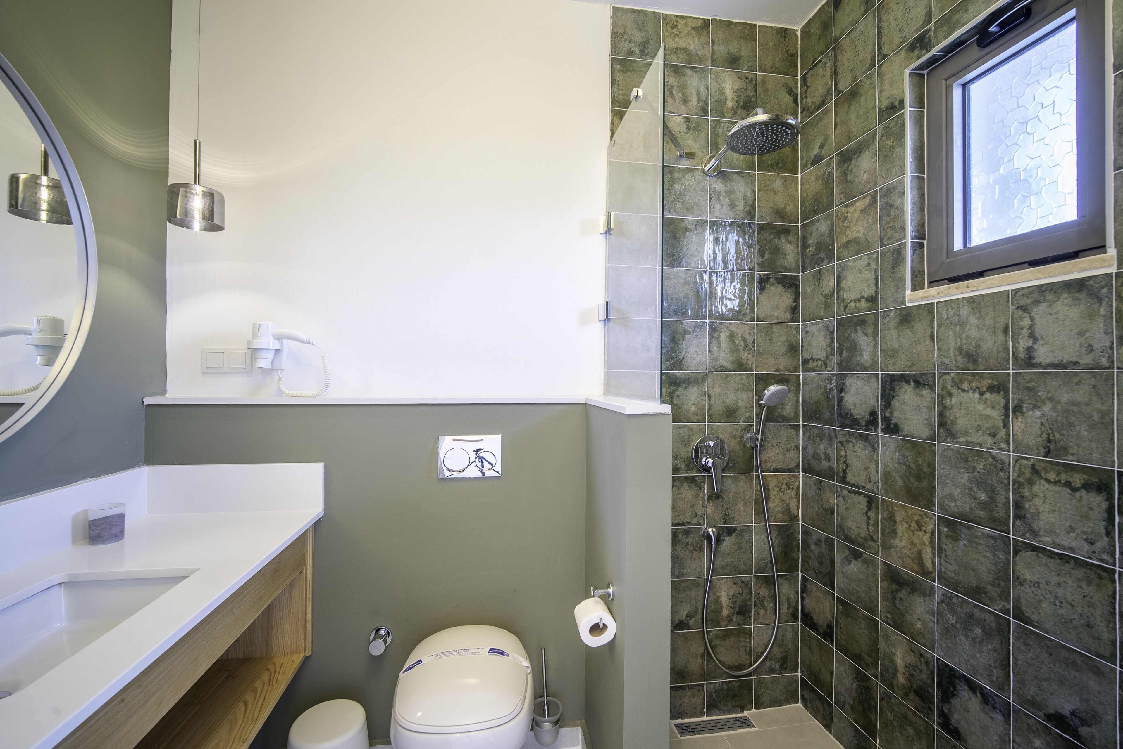 superior room, sea view | 1 bedroom, laptop workspace, free wifi