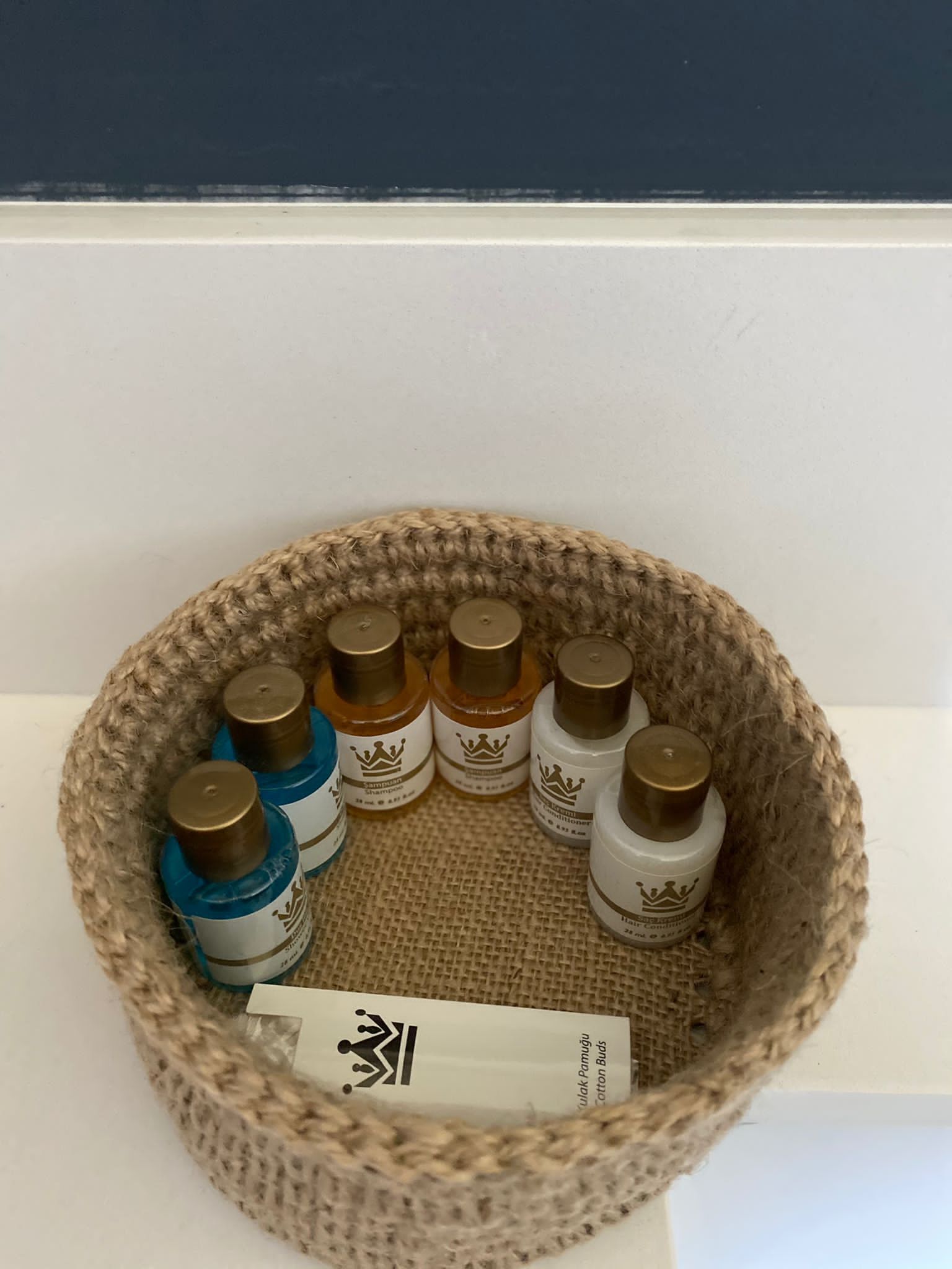 superior room, sea view | bathroom amenities | shower, hair dryer, towels