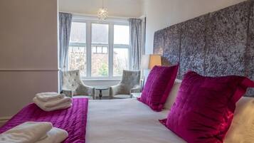 Free WiFi, bed sheets