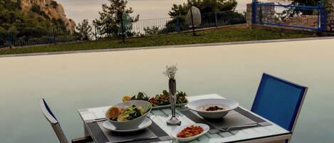 Frühstück, Mittagessen, Abendessen, internationale Küche