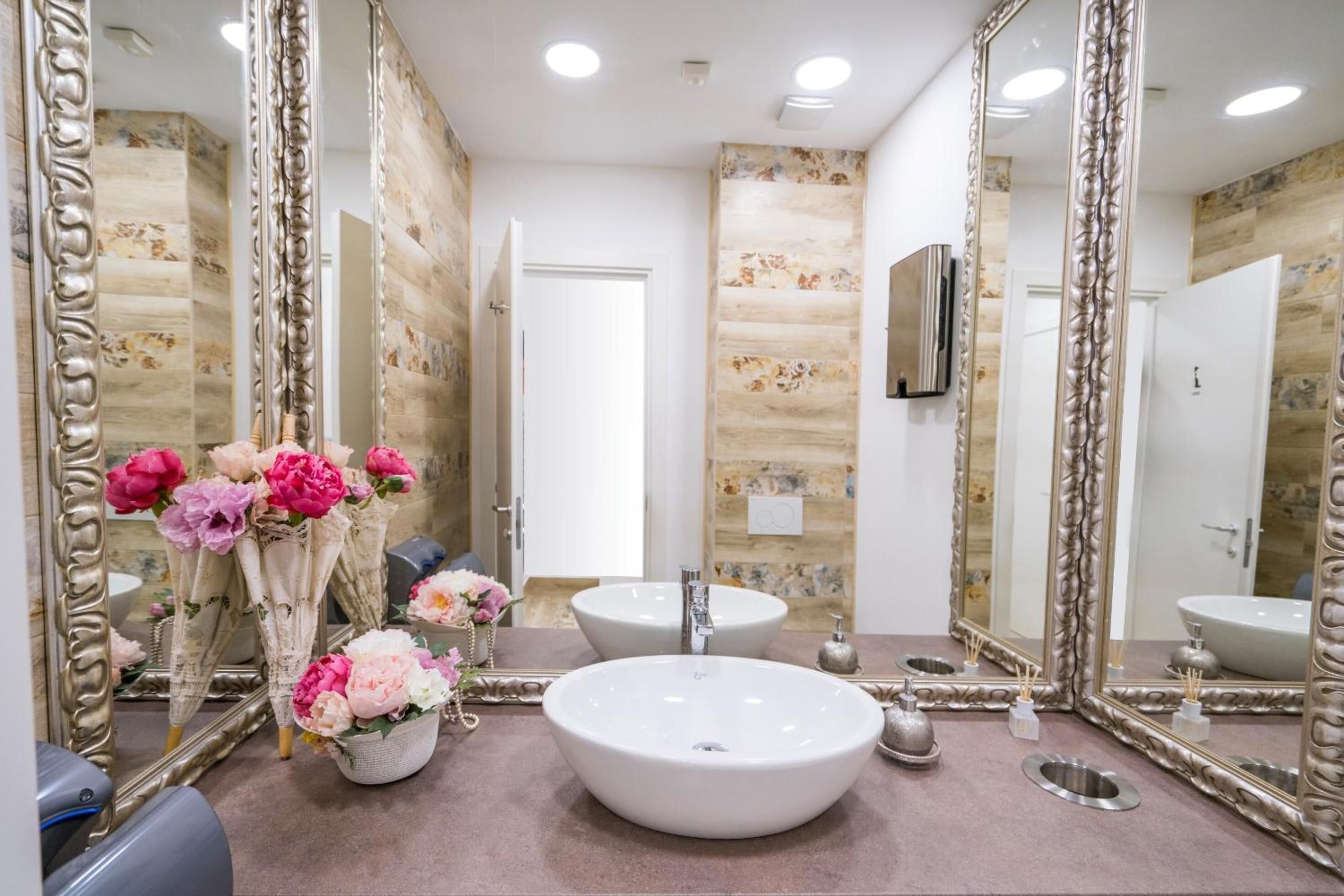 free toiletries, slippers, towels, shampoo