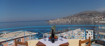 Blue Saranda Hotel