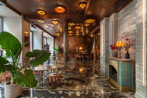 Interior - Hôtel La Nouvelle République & Hammam (Paris)