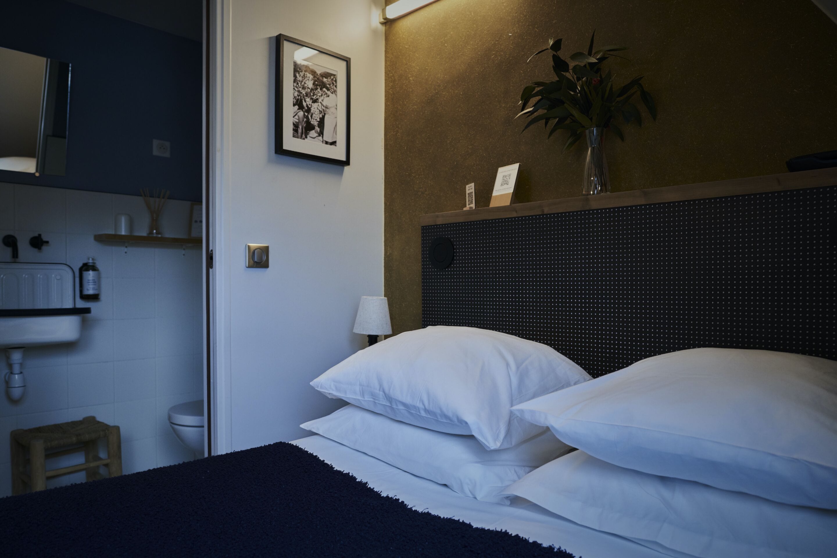 city single room, 1 queen bed | 1 bedroom, premium bedding, in-room safe, desk