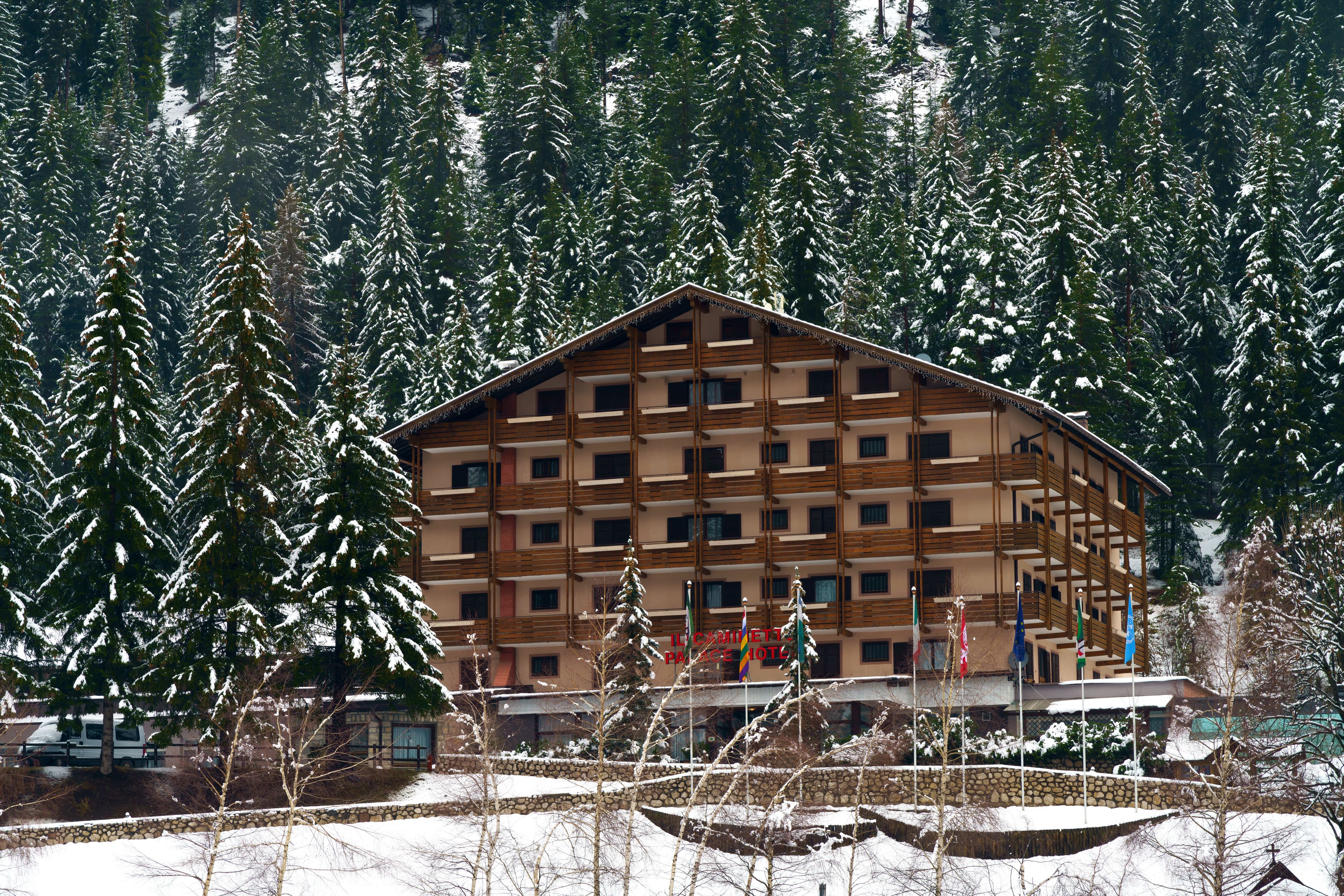 Esterni