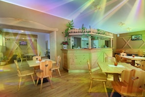 Bar (on property) - Hotel Grohmann (Campitello di Fassa)