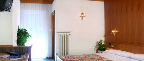 Coffres-forts dans les chambres, Wi-Fi