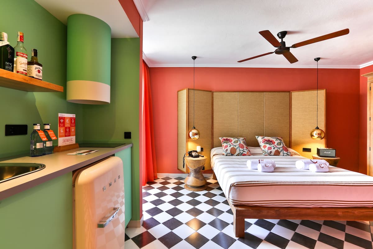 Suite, 1 Bedroom, Balcony (4 adults) | Premium bedding, minibar, in-room safe, free WiFi
