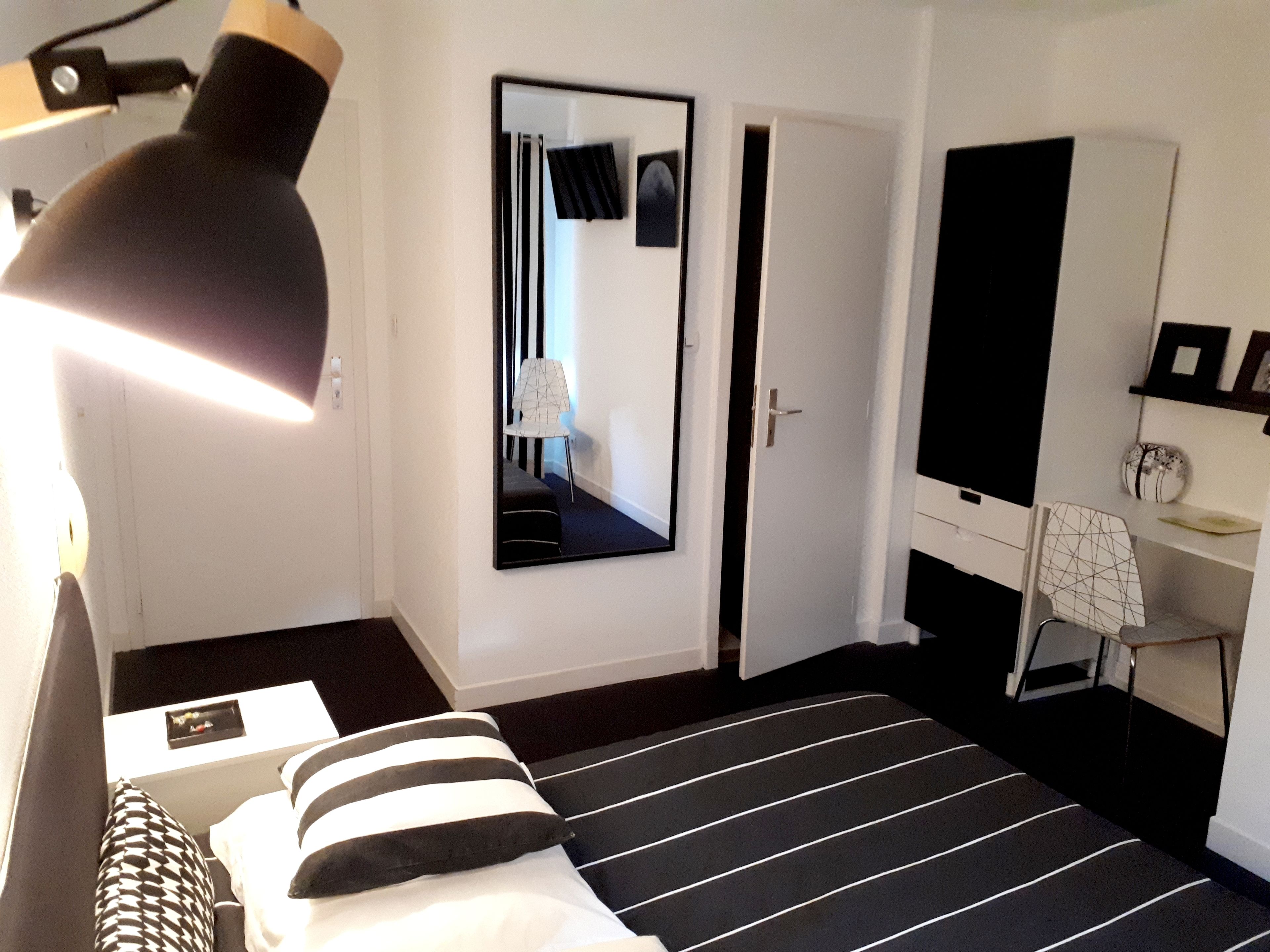 Desk, free cots/infant beds, free WiFi, bed sheets