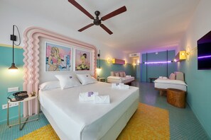 Suite (4 pax) | 1 kamar tidur, seprai premium, minibar, dan brankas