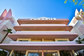 Bagian depan properti