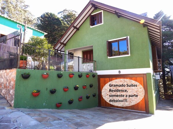 Mặt tiền nơi lưu trú