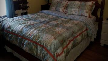 Exclusive Suite, 1 Double Bed, Garden View | Premium bedding, desk, iron/ironing board, free WiFi