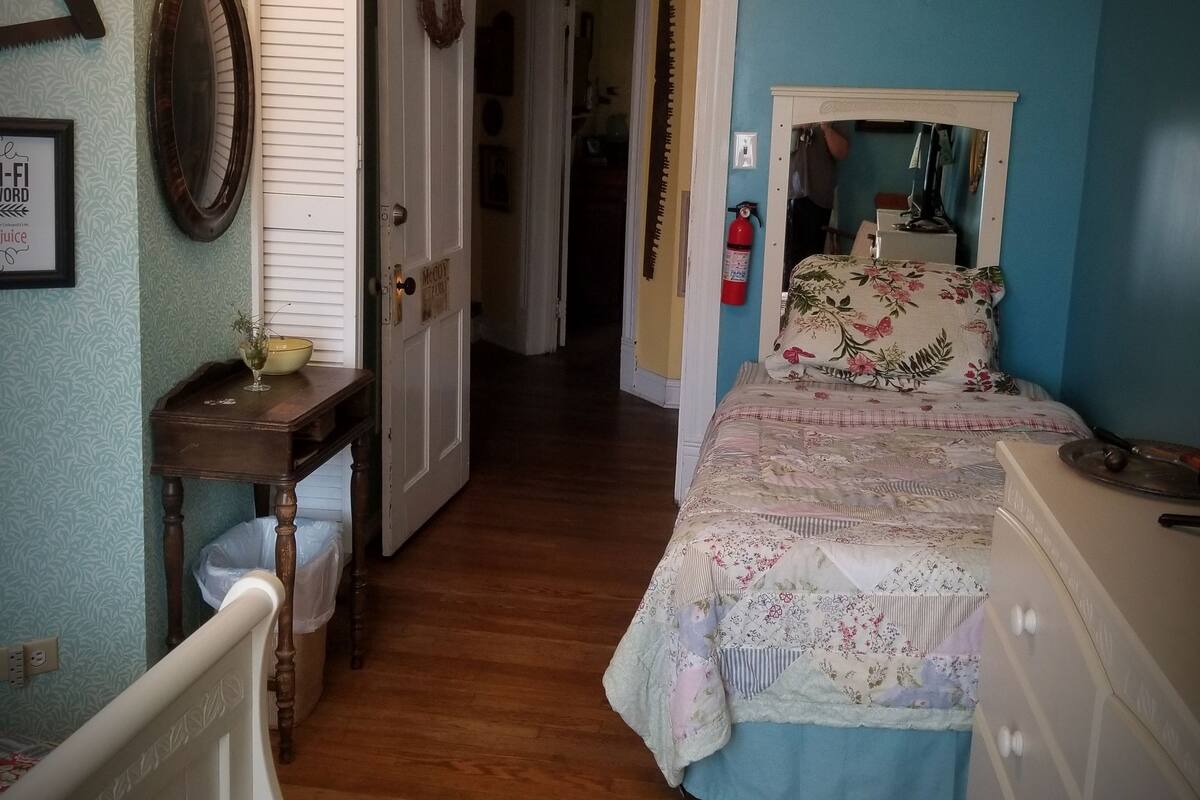 Family Suite, Multiple Beds, City View | Premium bedding, desk, iron/ironing board, free WiFi