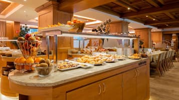 Gratis morgenmadsbuffet hver dag