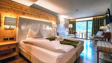 Junior-Suite | Minibar, Zimmersafe, Schreibtisch, schallisolierte Zimmer