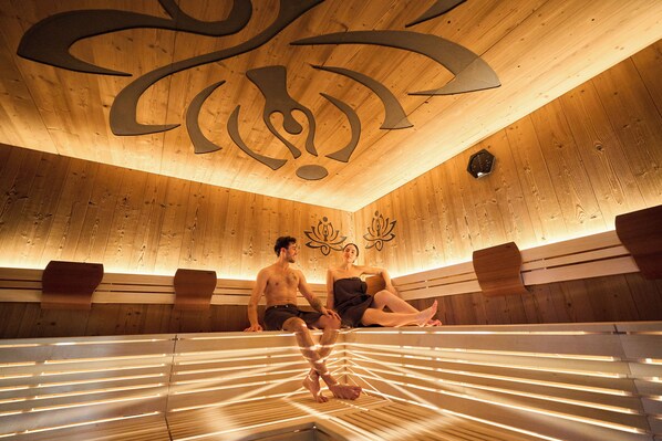 Sauna, bain à remous, hammam