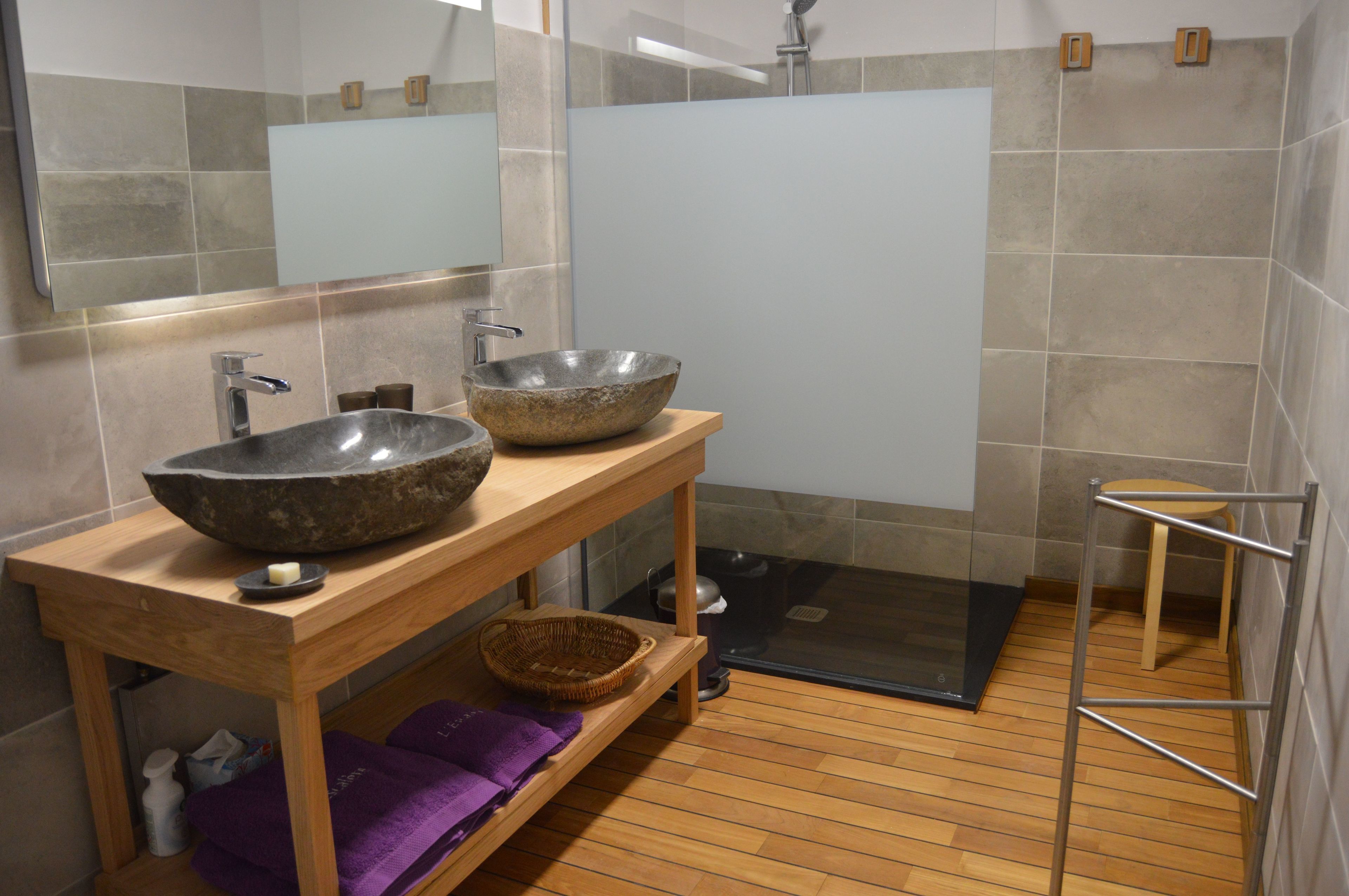 Double Room (Salat) | Bathroom | Eco-friendly toiletries, hair dryer, bathrobes, towels
