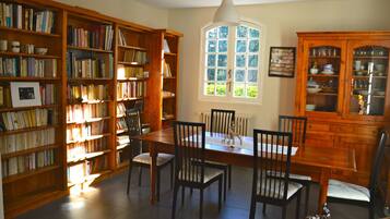 Petit déjeuner continental compris tous les jours